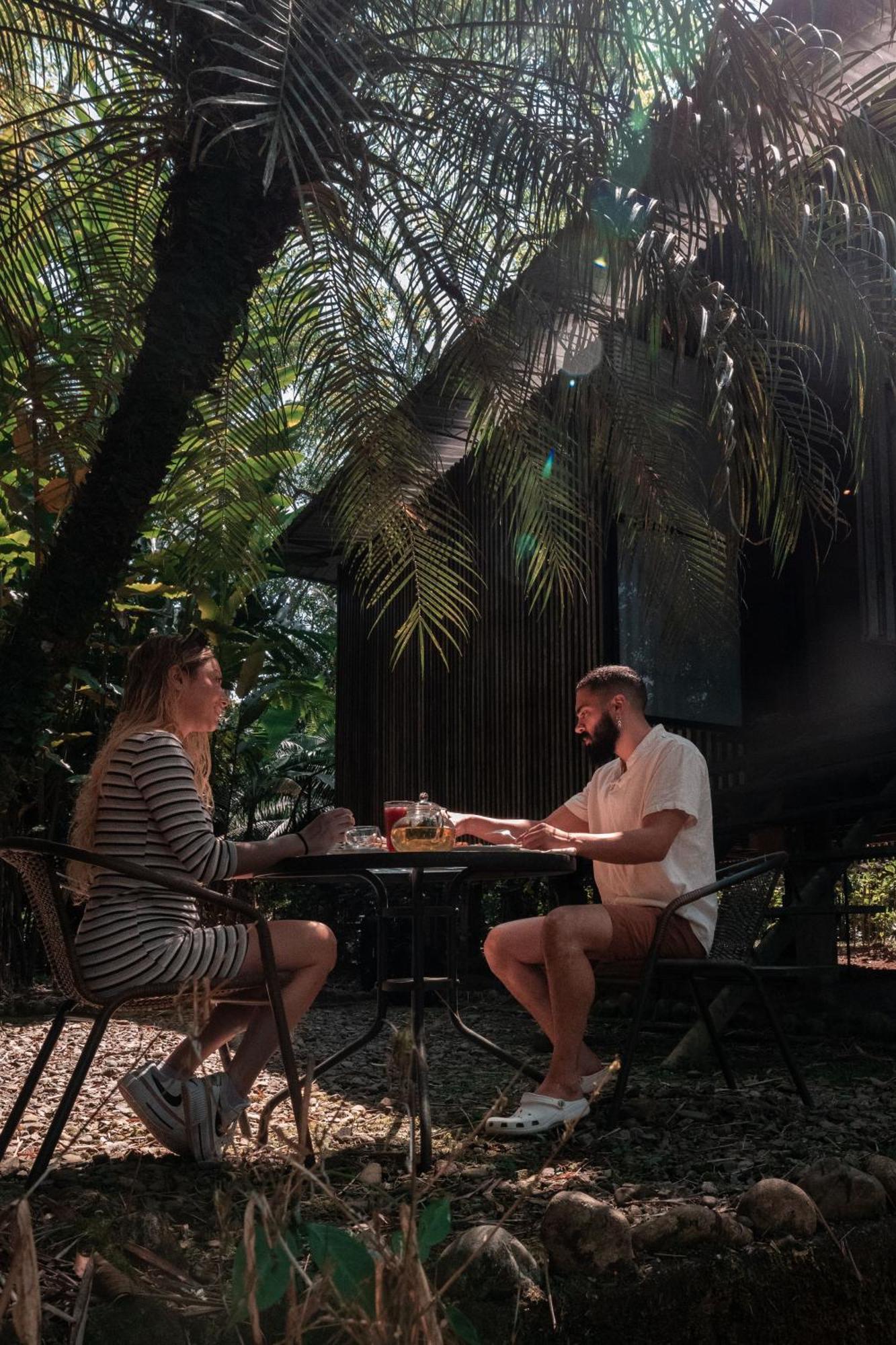 Hamadryade Lodge Misahualli Bagian luar foto